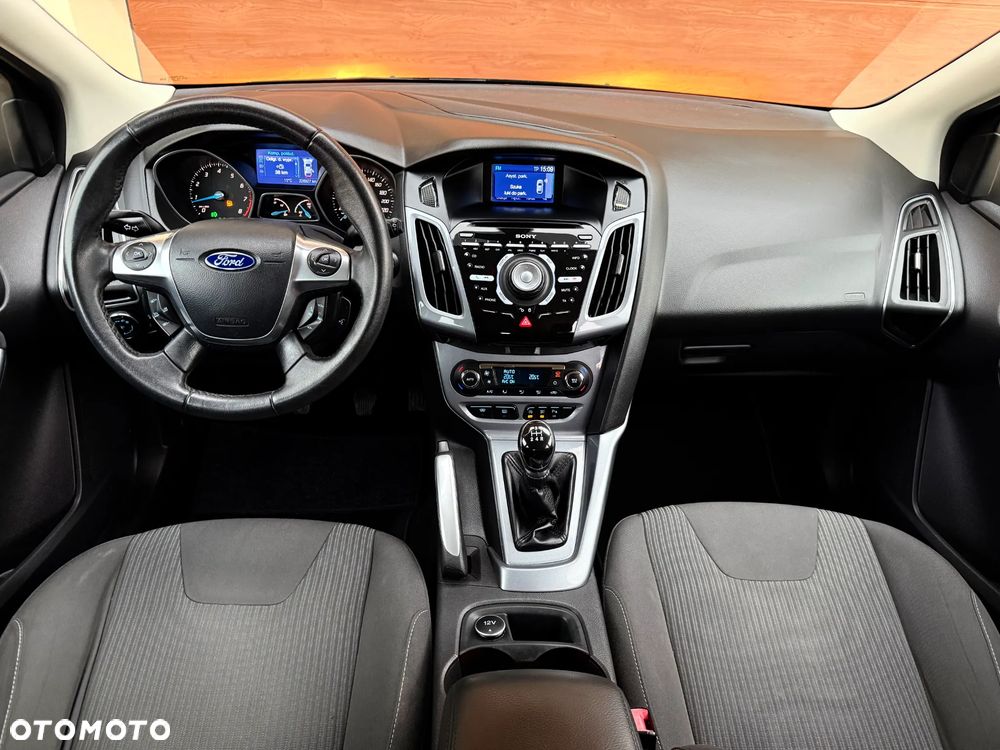 Ford Focus - 13