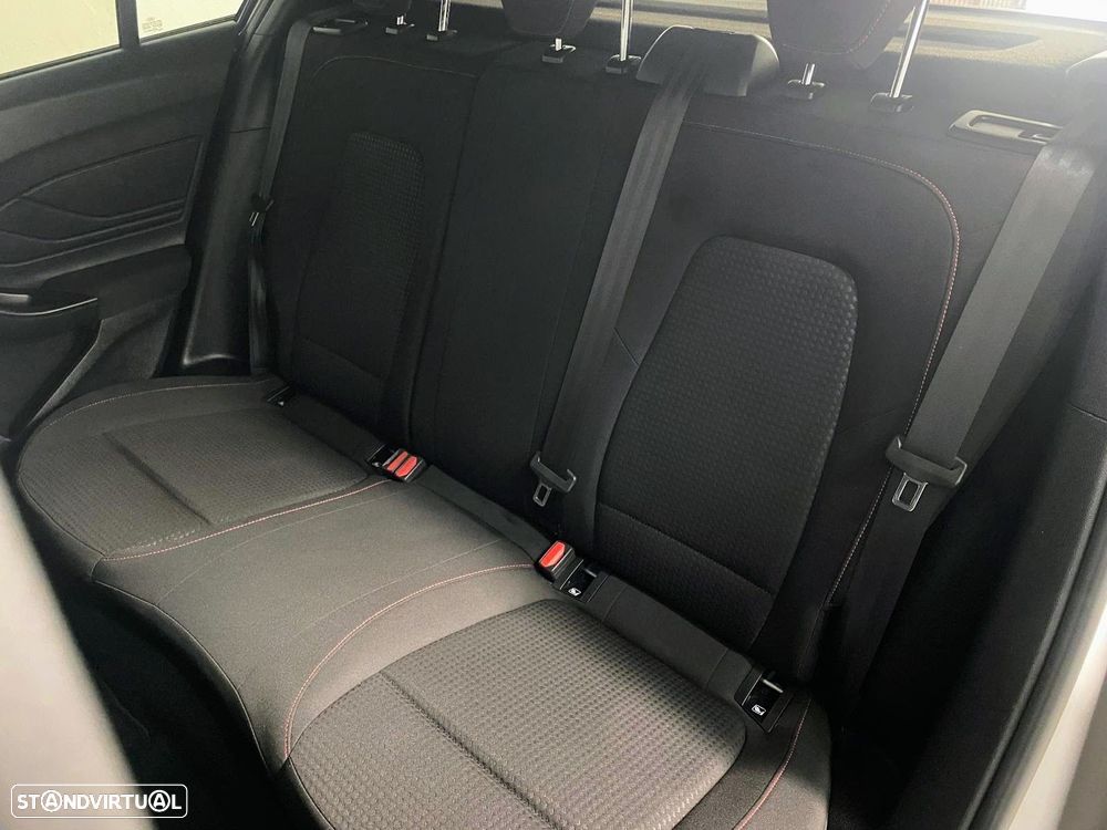 Ford Focus 1.0 EcoBoost MHEV ST-Line - 10