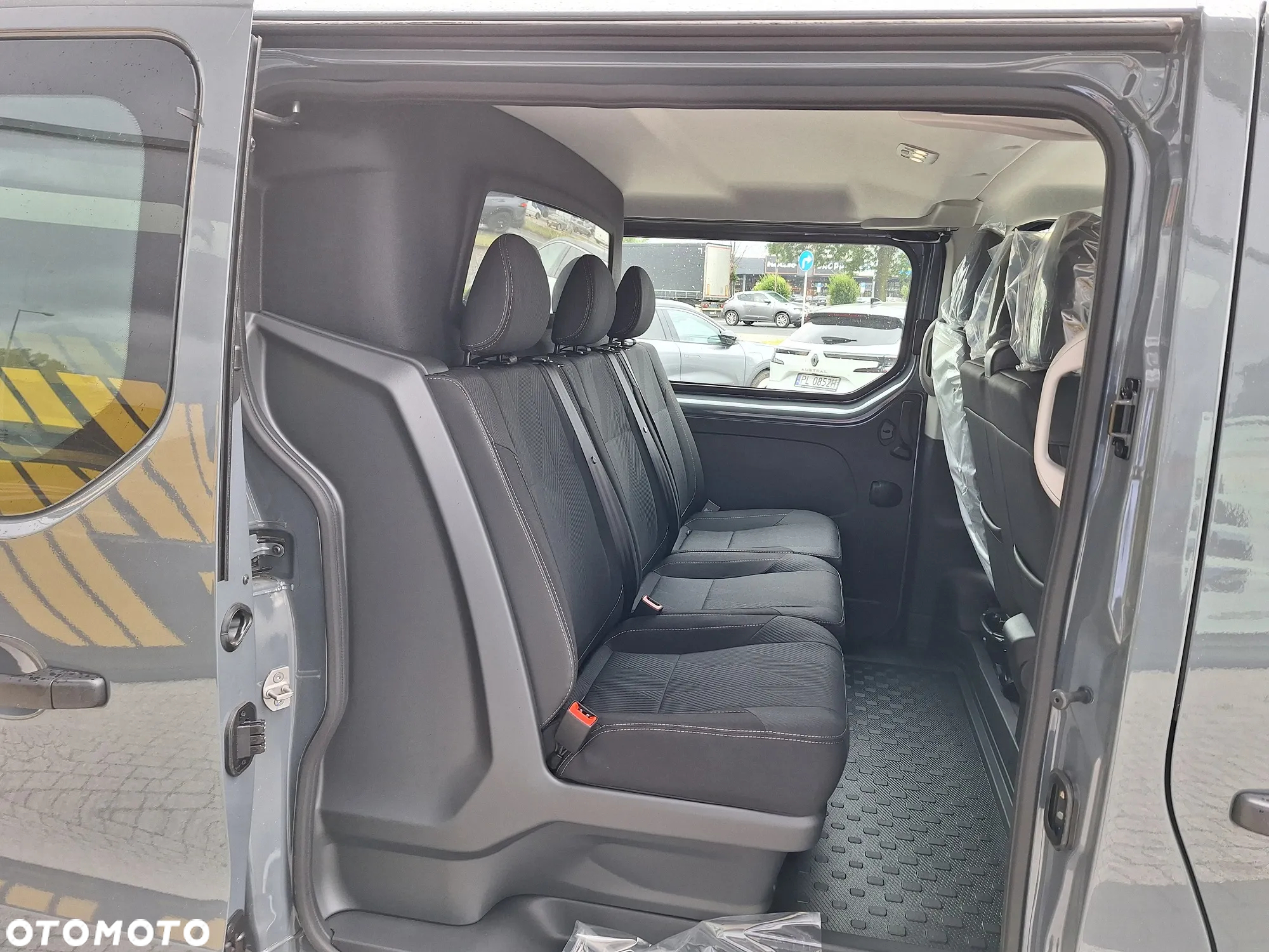 Renault TRAFIC - 6