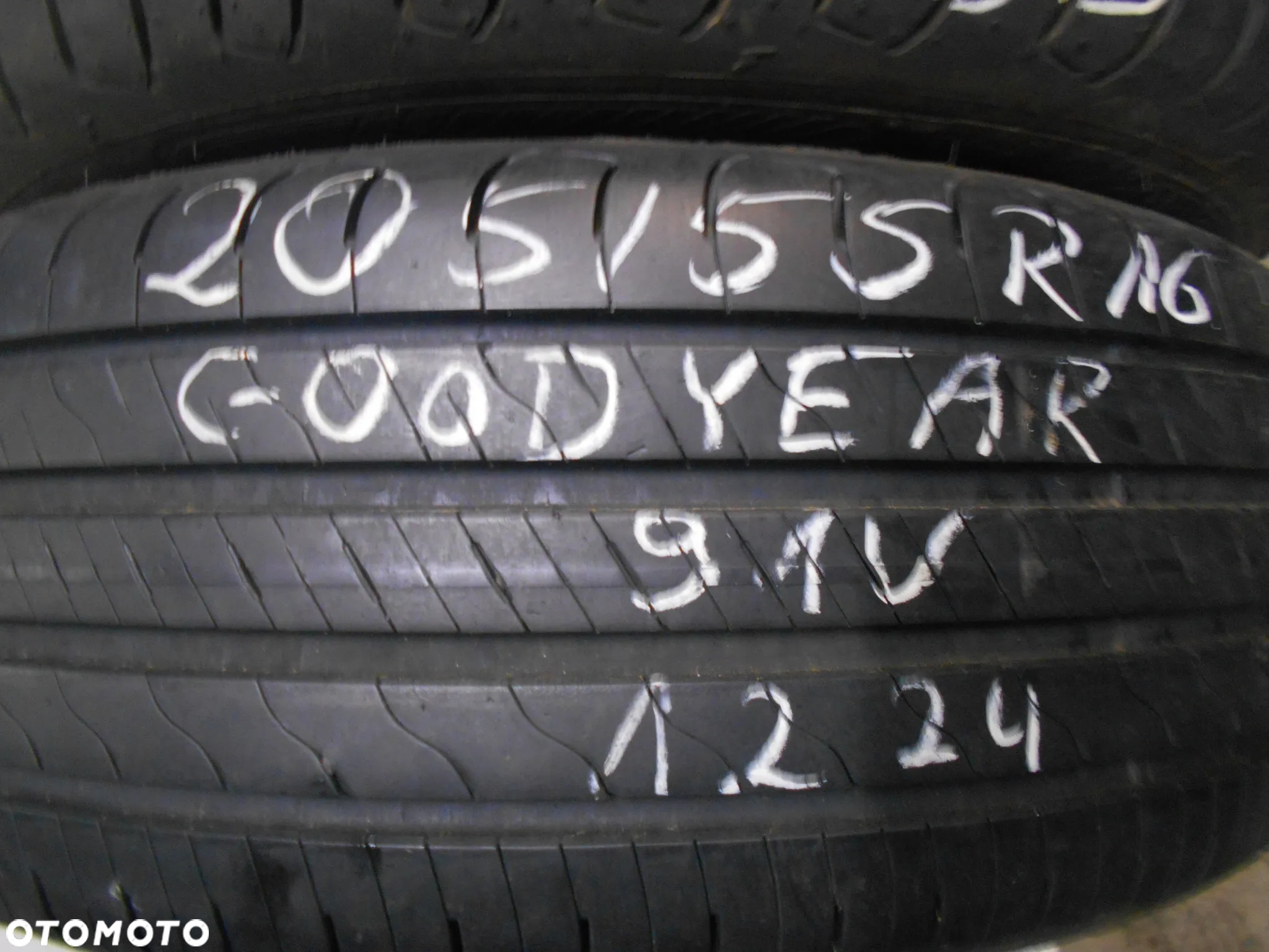 OPONY 205/55R16 GOODYEAR EFFICIENT GRIP PERFORMANCE 2 DOT 1224 / 4923 7.8MM - 3