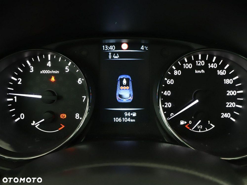 Nissan Qashqai 1.6 DIG-T N-Connecta - 22