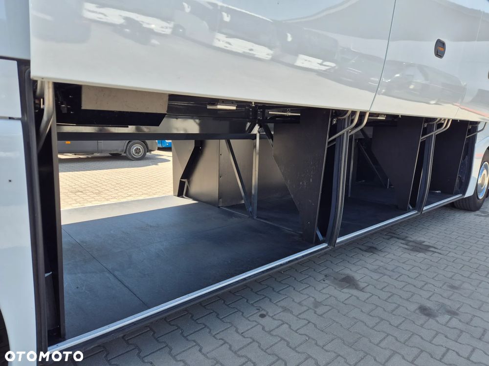 Irisbus MAGELYS / SPROWADZONY / MANUAL / EURO 5 / KLIMA - 19