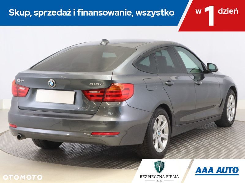 BMW 3GT - 7