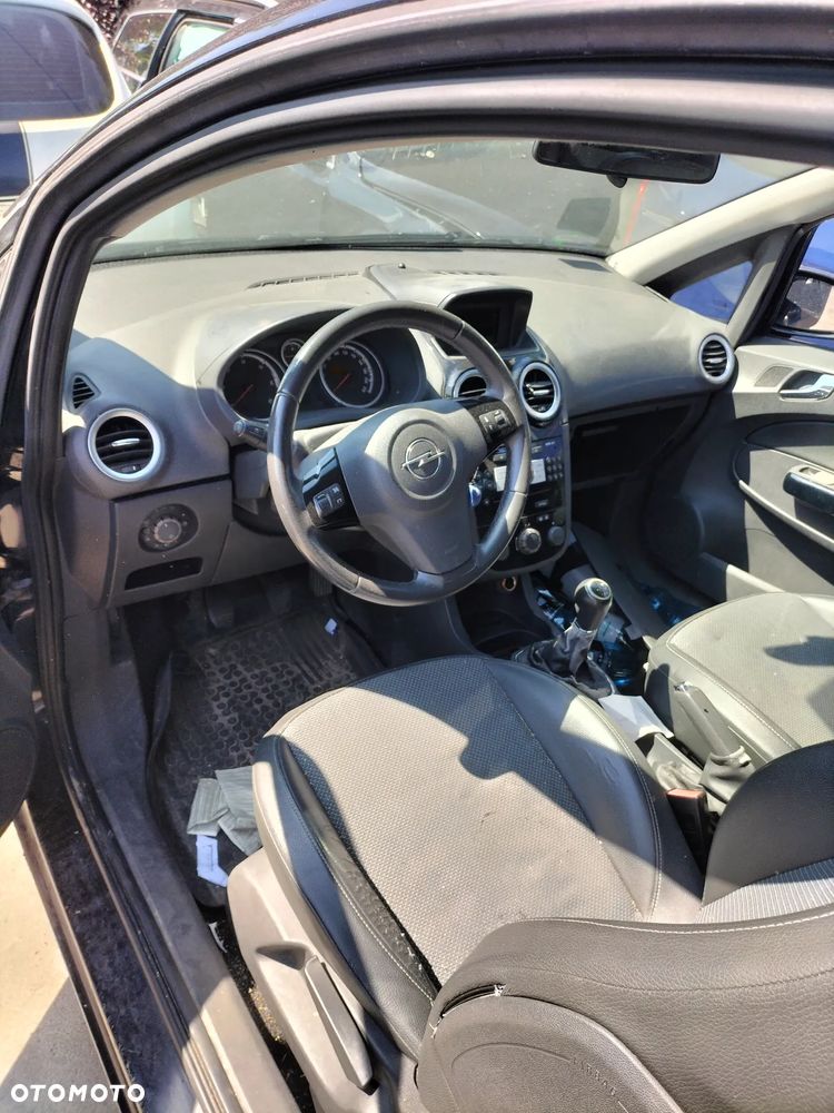 DRZWI PRAWE LEWE PRZÓD OPEL CORSA D 3 DRZWI 06-11r PRZED LIFT - 20