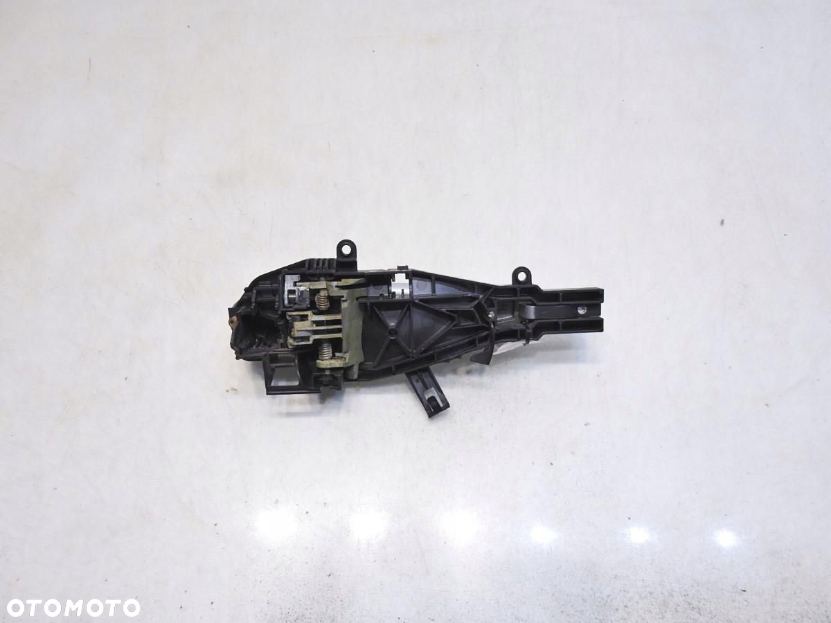 KLAMKA DRZWI PRAWY PRZÓD 354/7 BMW 3 E91 - 3