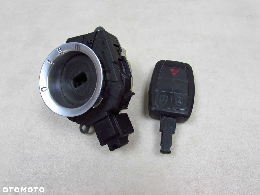 VOLVO C30 S40 V50 C70 STACYJKA KLUCZYK 31300585 04-13 - 6