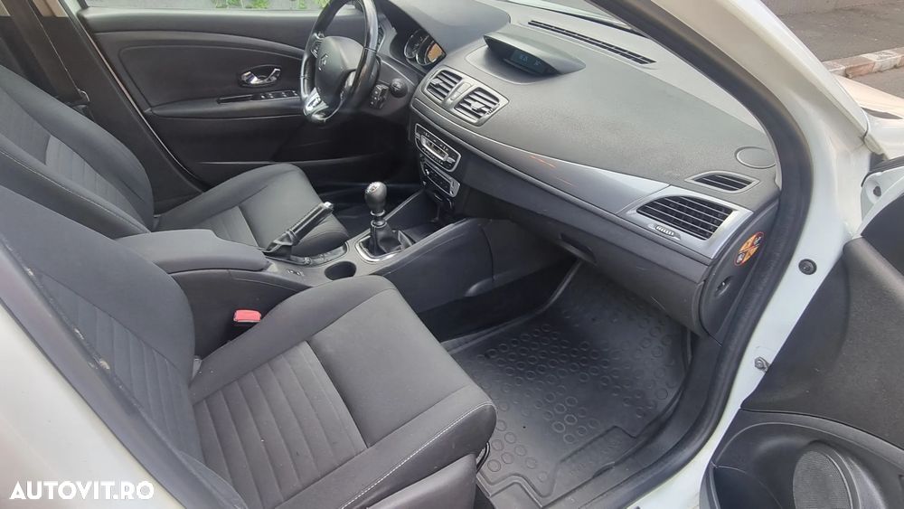 Renault Megane BLUE dCi Limited - 25