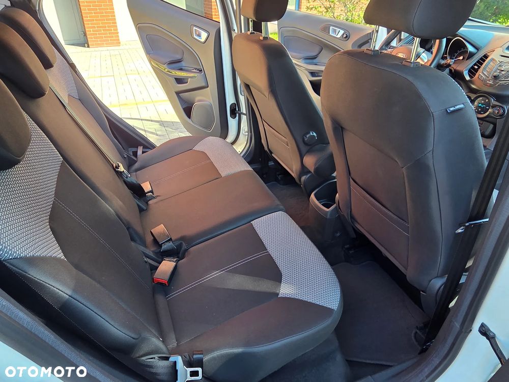 Ford EcoSport 1.0 EcoBoost TREND - 25