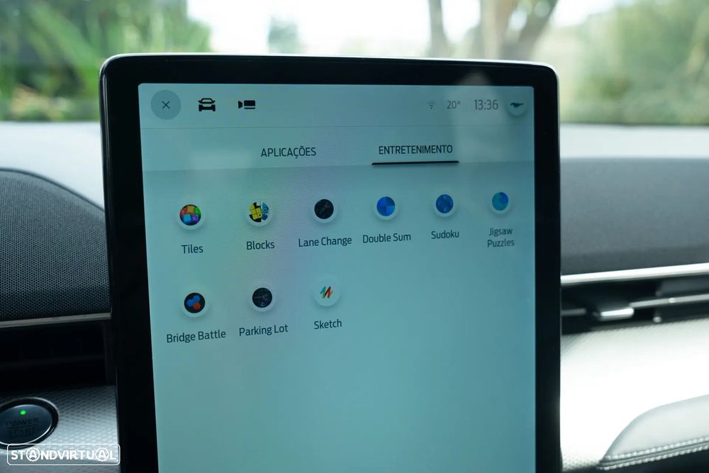 Ford Mustang Mach-E Standard - 16