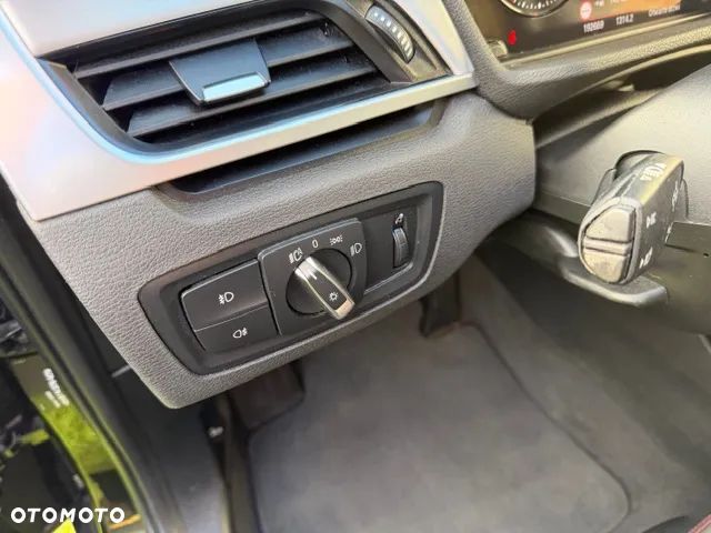 BMW X1 xDrive20d - 21