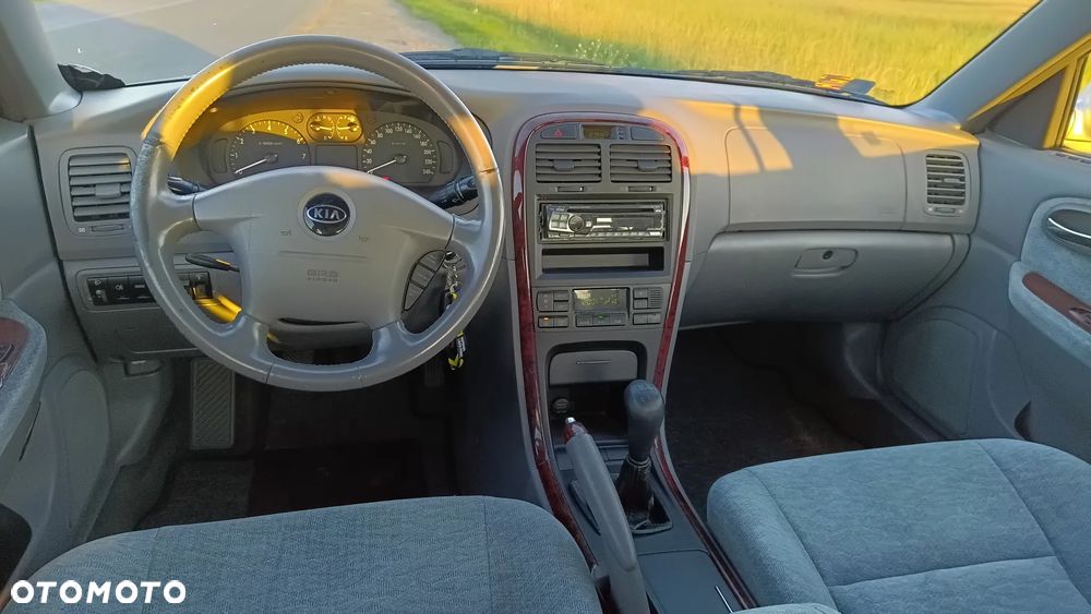Kia Magentis 2.0 (air4) / Gold - 14