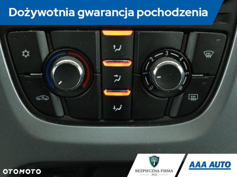Opel Astra - 11