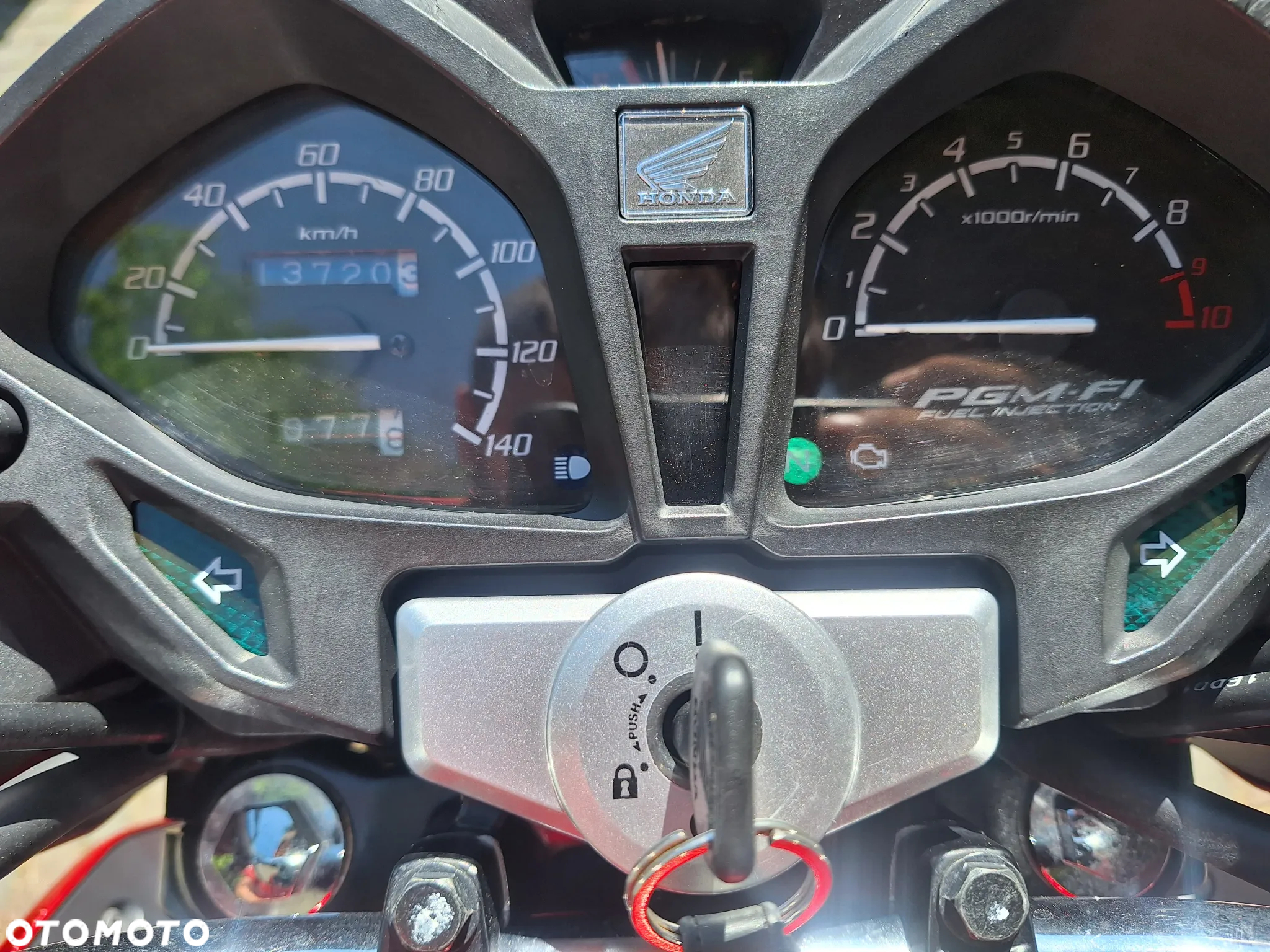 Honda CBF - 4