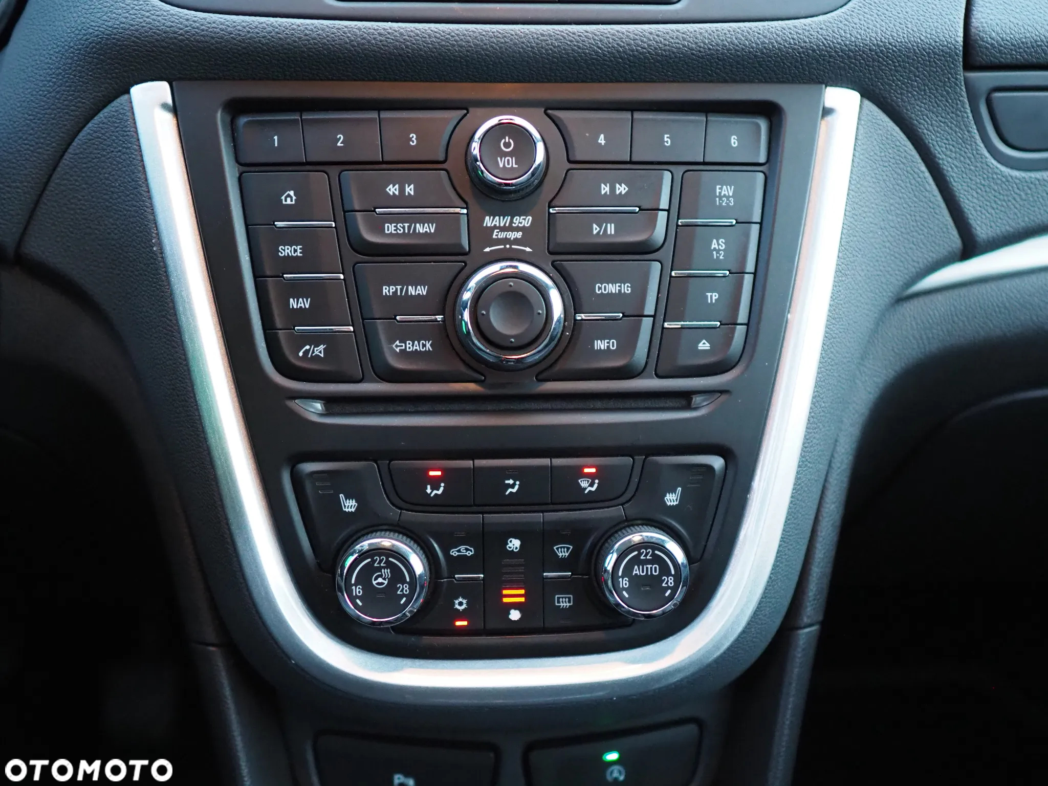 Opel Mokka 1.6 CDTI Cosmo S&S - 29