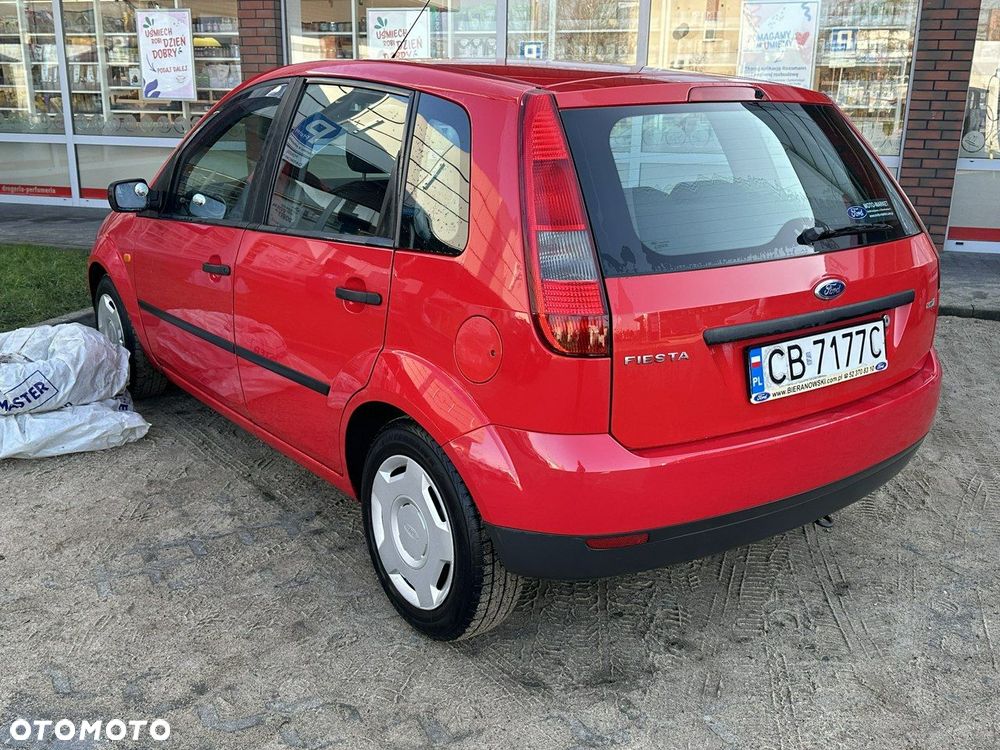 Ford Fiesta - 8