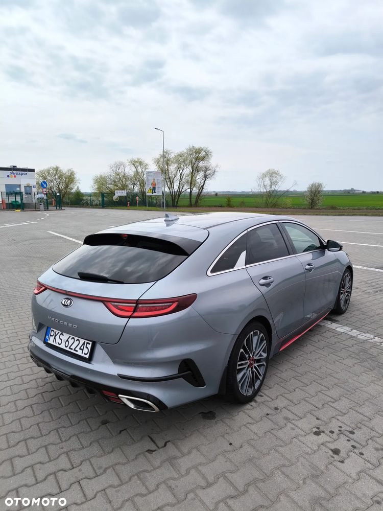 Kia ProCeed - 8