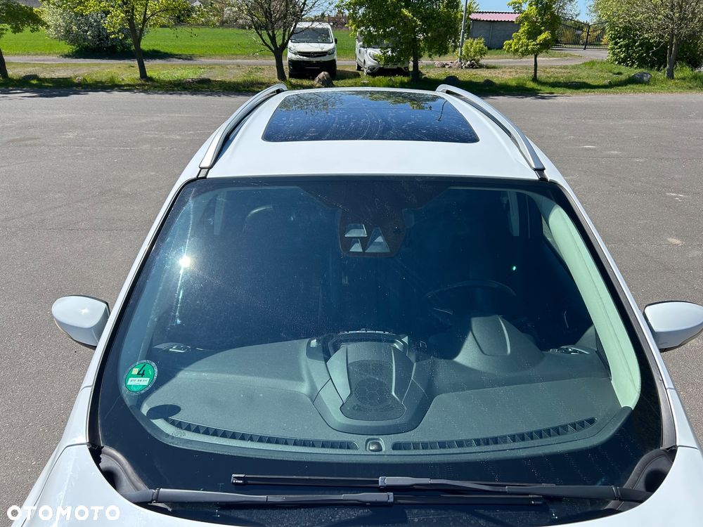Ford Kuga - 12