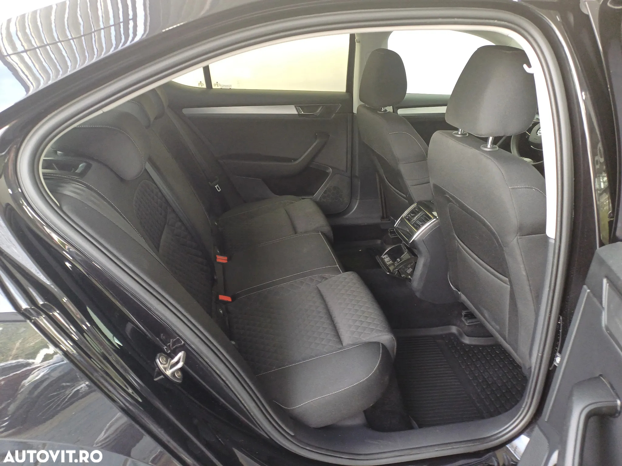 Skoda Superb 1.5 TSI DSG Ambition - 31