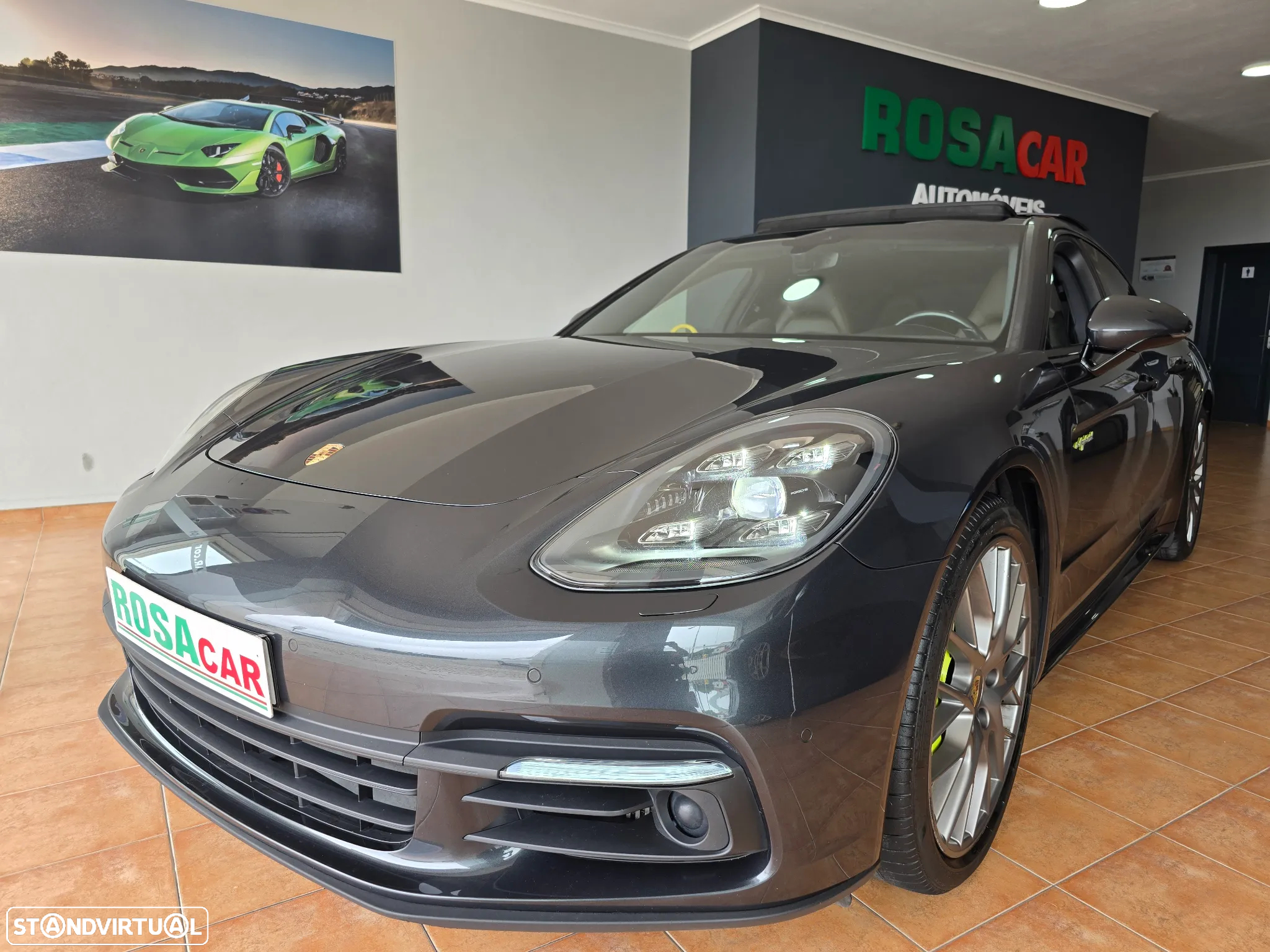 Porsche Panamera 4 E-Hybrid Executive - 42