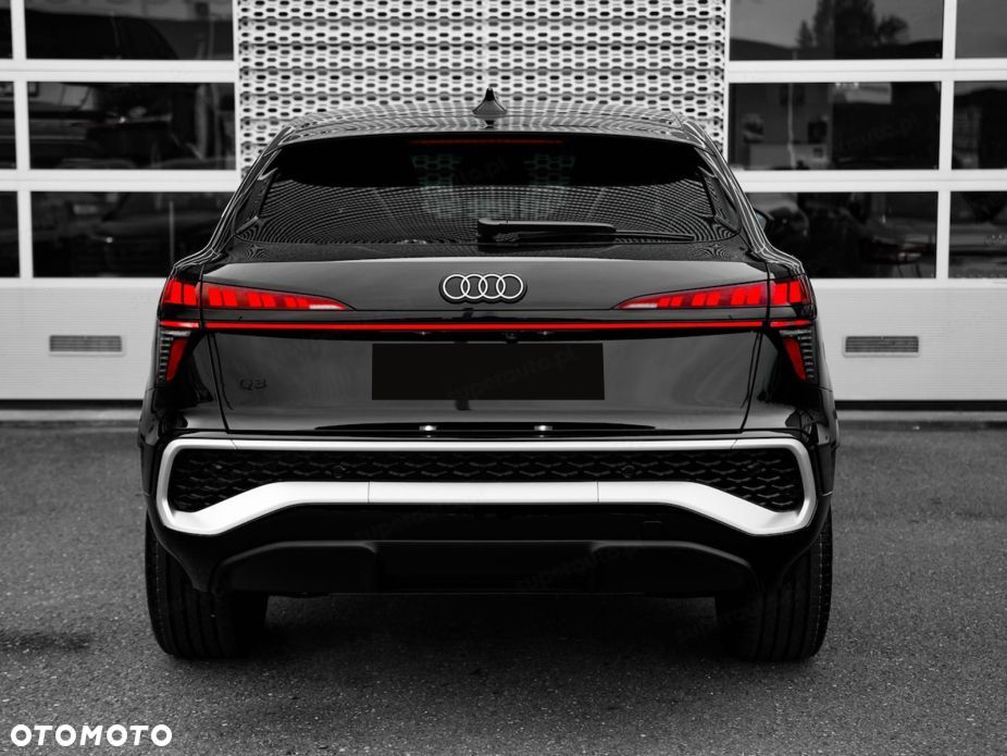 Audi Q3 Sportback 35 TFSI mHEV S-Line S tronic - 3