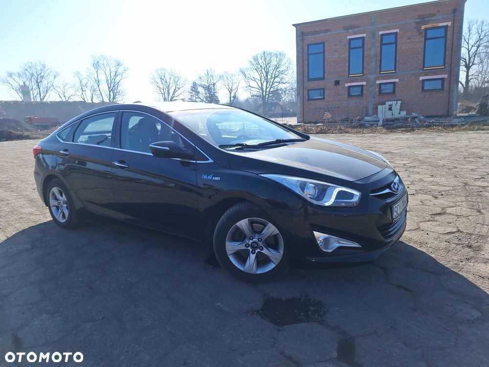 Hyundai I40