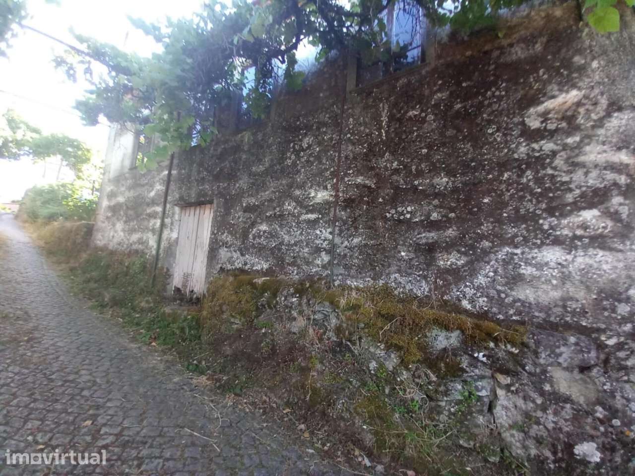 Casa para reabilitação, ideal para turismo ou para reconstrução á sua - Grande imagem: 3/21