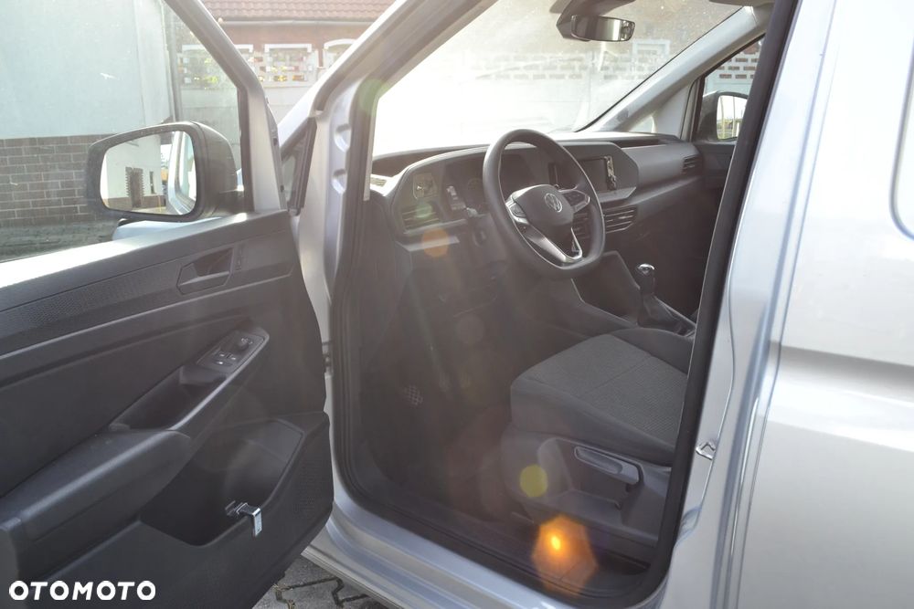 Volkswagen Caddy - 10