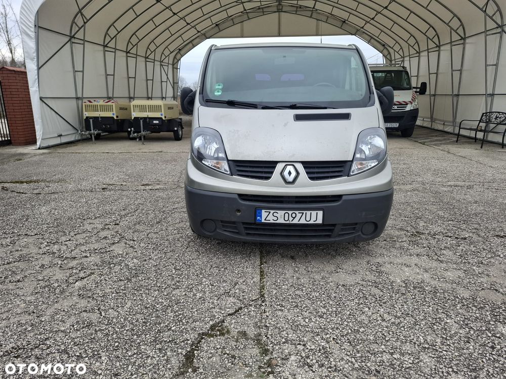 Renault Trafic - 1