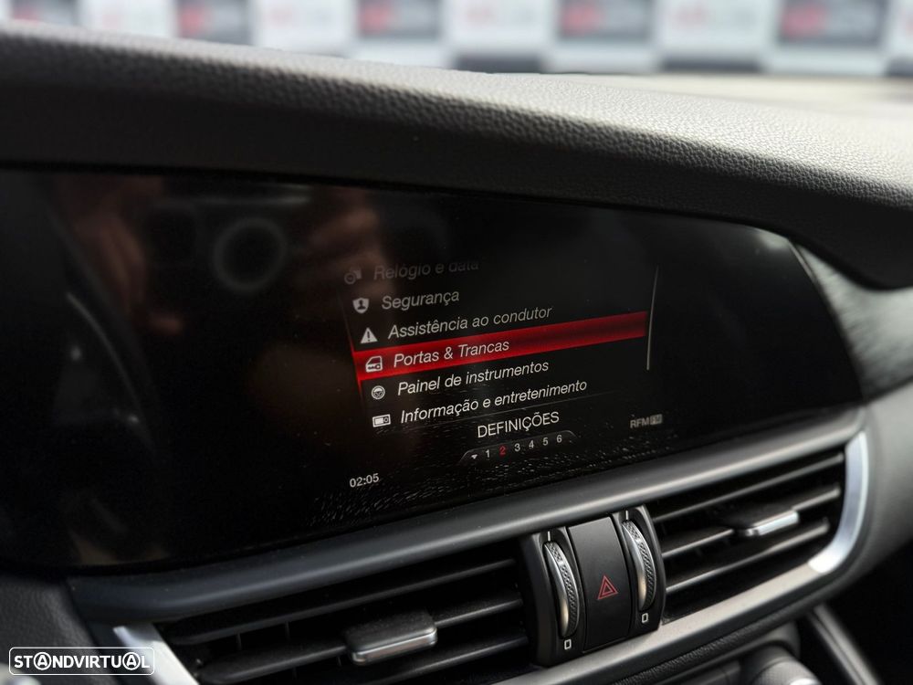 Alfa Romeo Giulia 2.2 D Super AT8 - 33