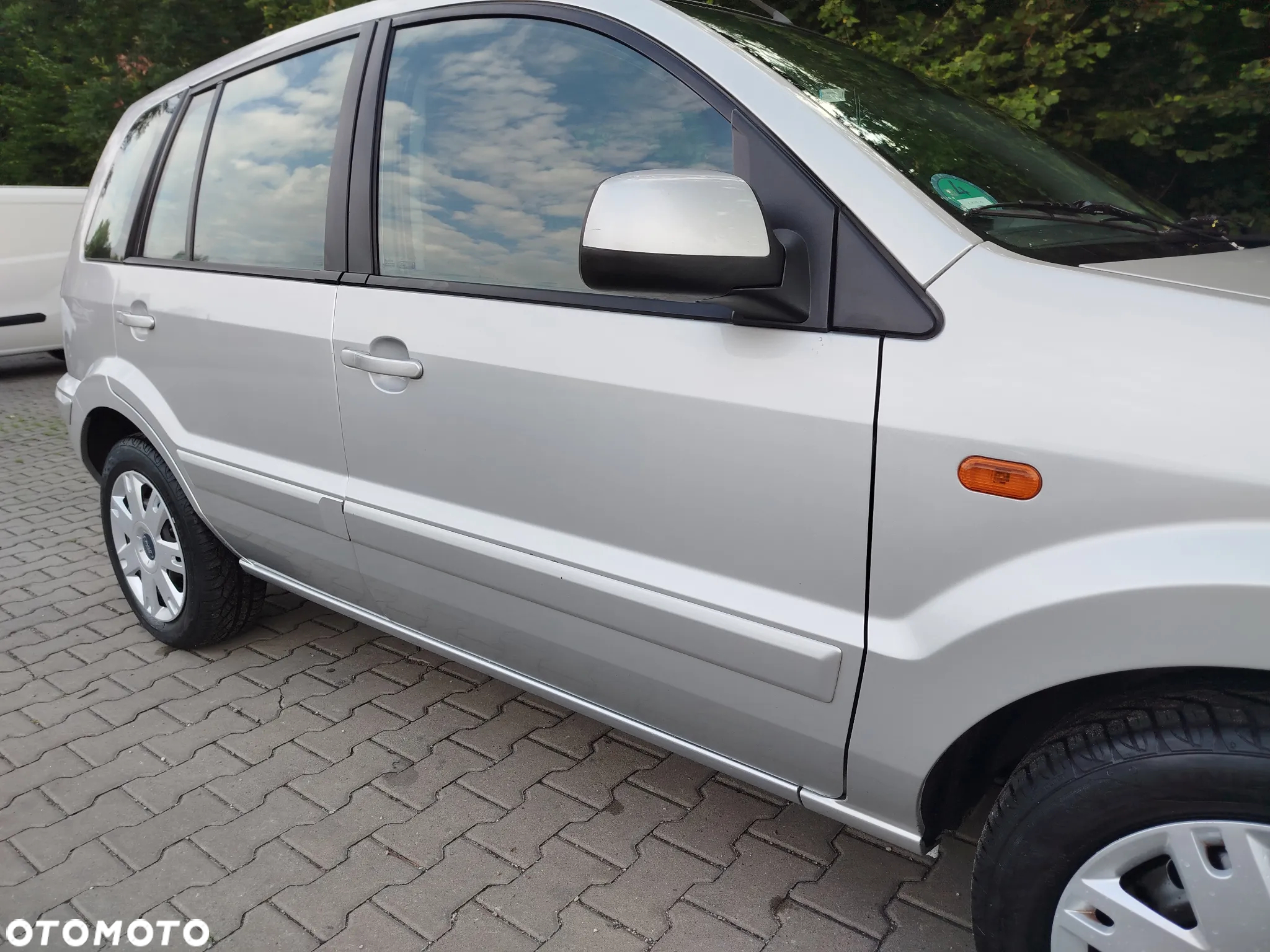 Ford Fusion 1.6 Elegance - 14