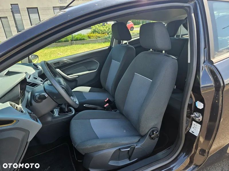 Ford Fiesta 1.25 Ambiente - 8