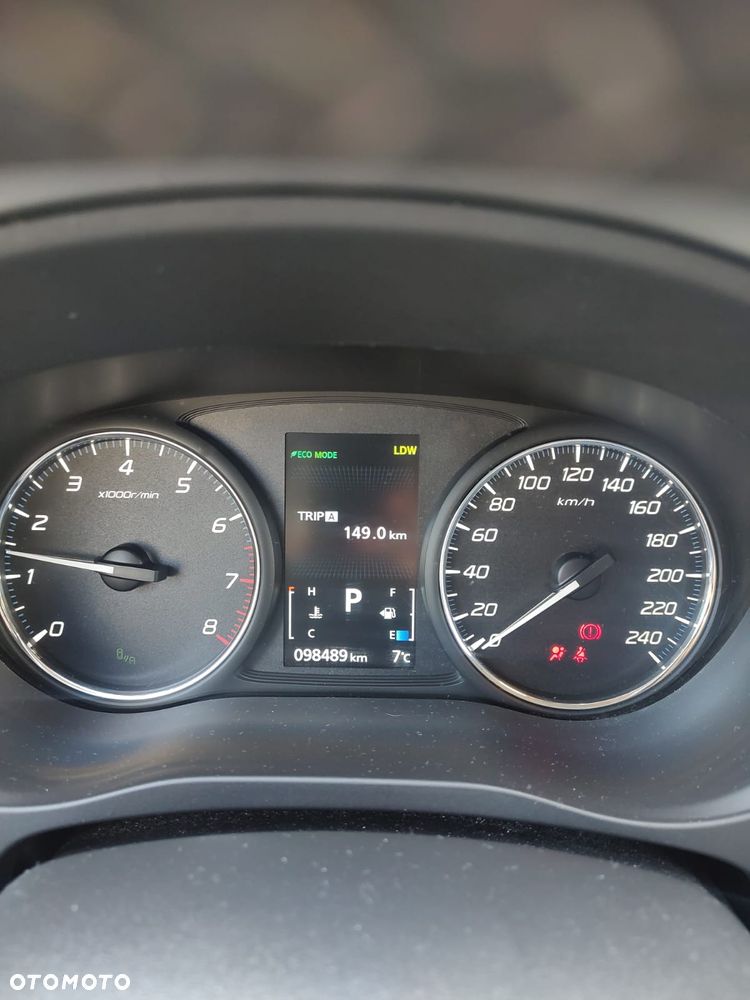 Mitsubishi Outlander - 12