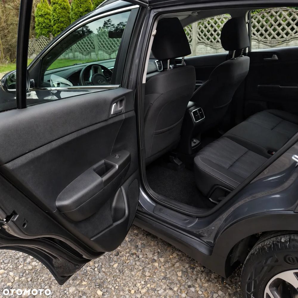 Kia Sportage 1.6 GDI 2WD ISG Dream-Team Edition - 31