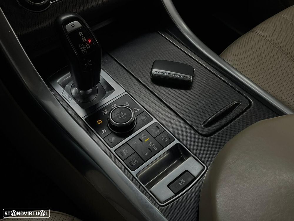 Land Rover Range Rover Sport 3.0 SDV6 HEV HSE - 30