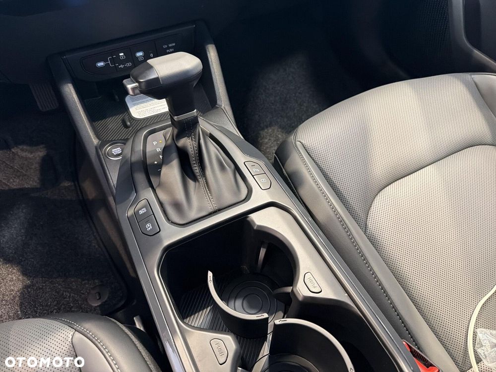 Kia K4 - 16