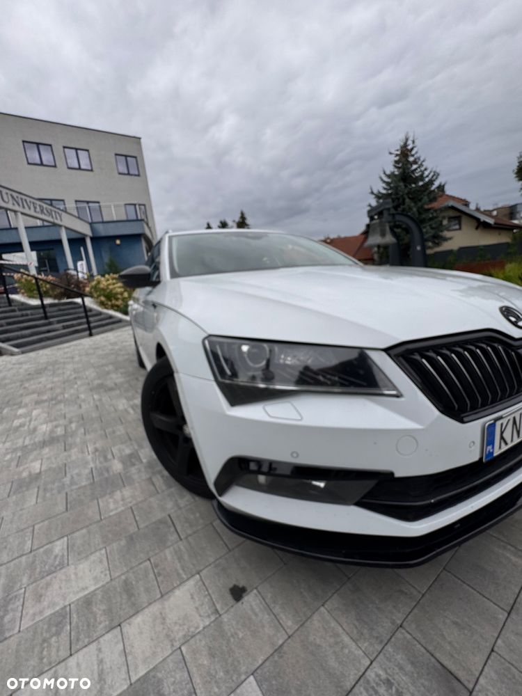 Skoda Superb 2.0 TDI L&K DSG - 13
