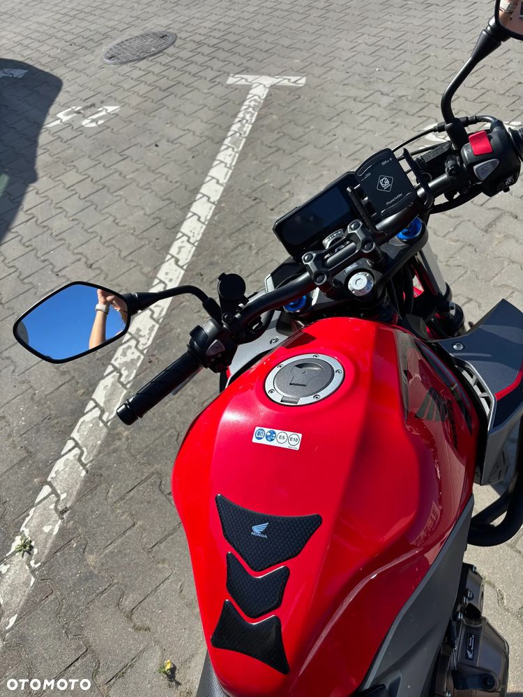 Honda CBF - 4