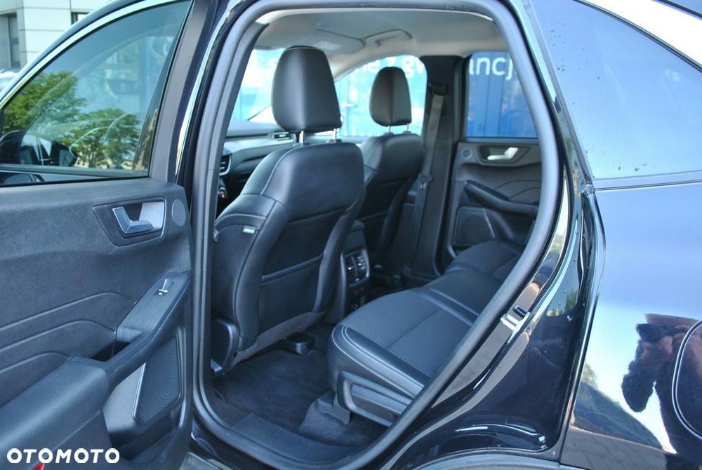 Ford Kuga 2.5 FHEV FWD Titanium X - 12