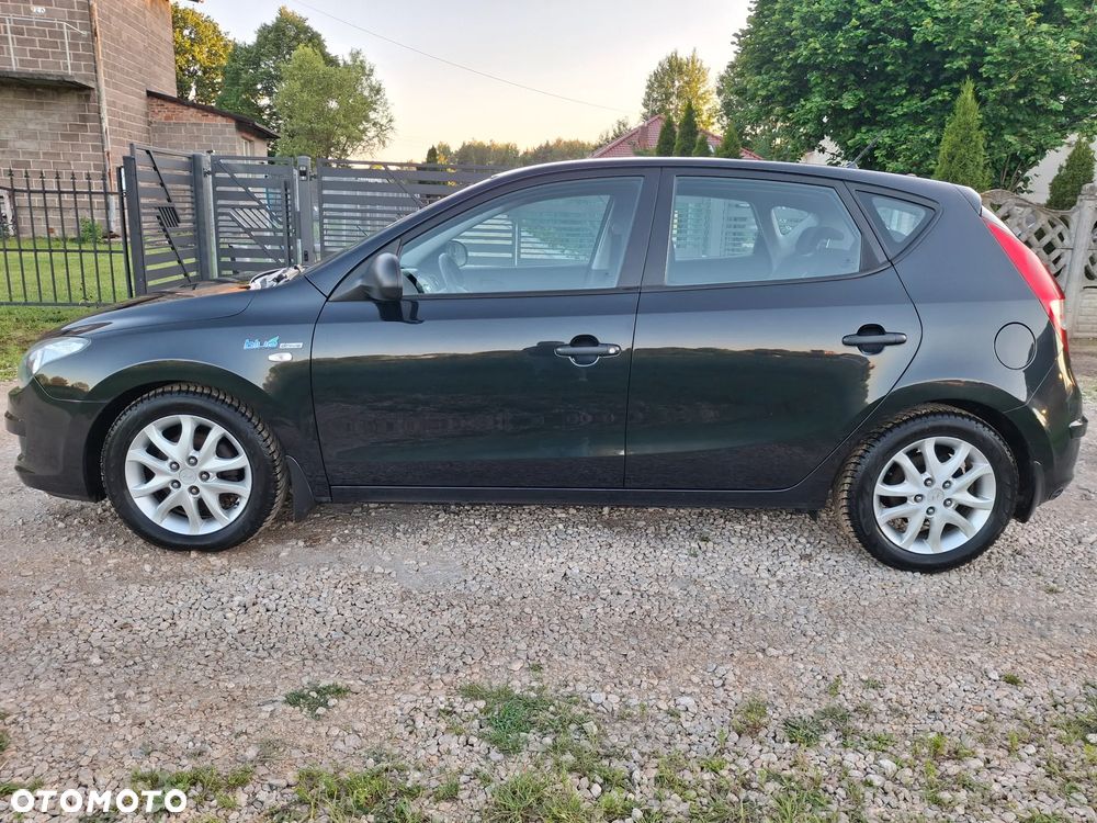 Hyundai i30 1.4 Classic - 11
