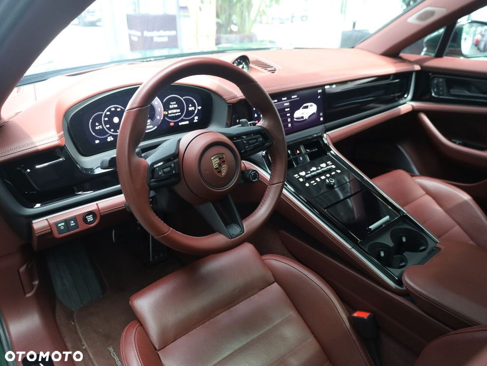 Porsche Panamera - 8