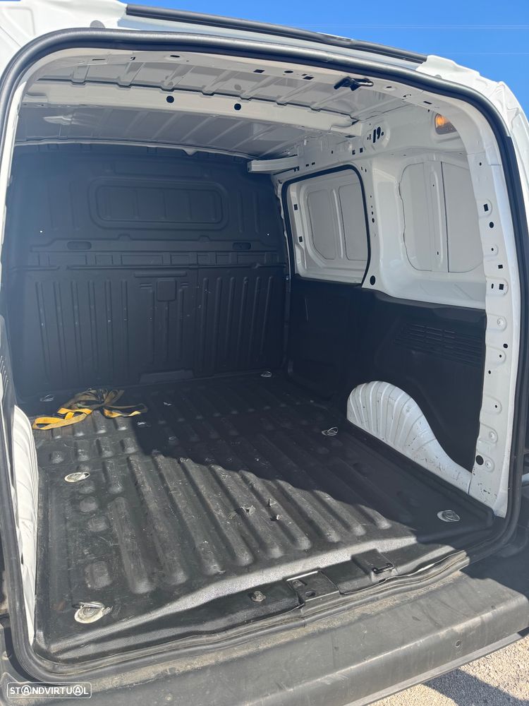 Peugeot Partner 1.5 BlueHdi IVA DEDUTIVEL - 10