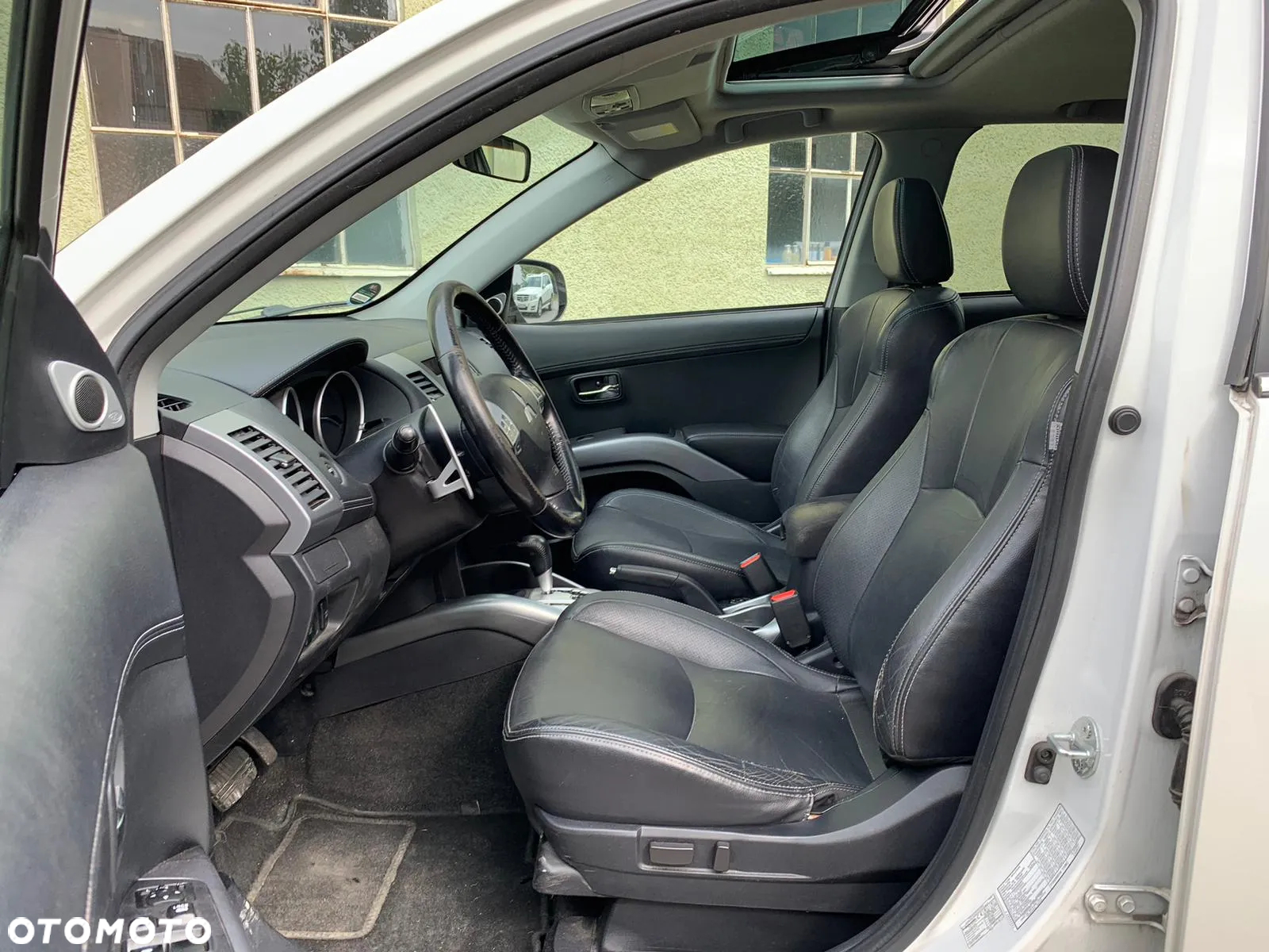 Mitsubishi Outlander 2.4 4WD CVT Intense - 12