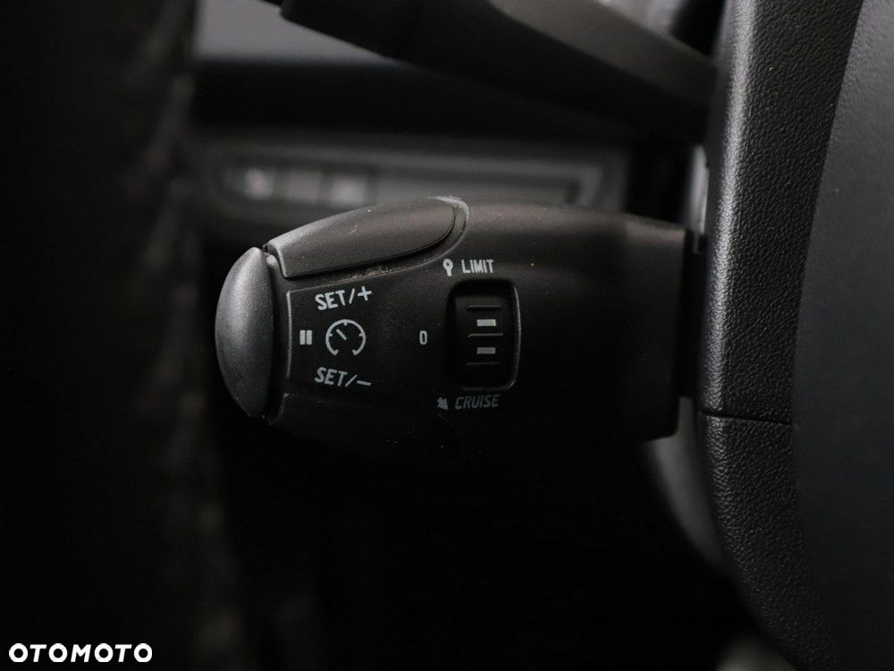 Peugeot 2008 1.2 Pure Tech Crossway S&S EAT6 - 32