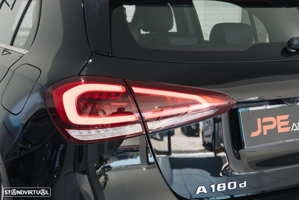 Mercedes-Benz A 180 d Progressive - 17