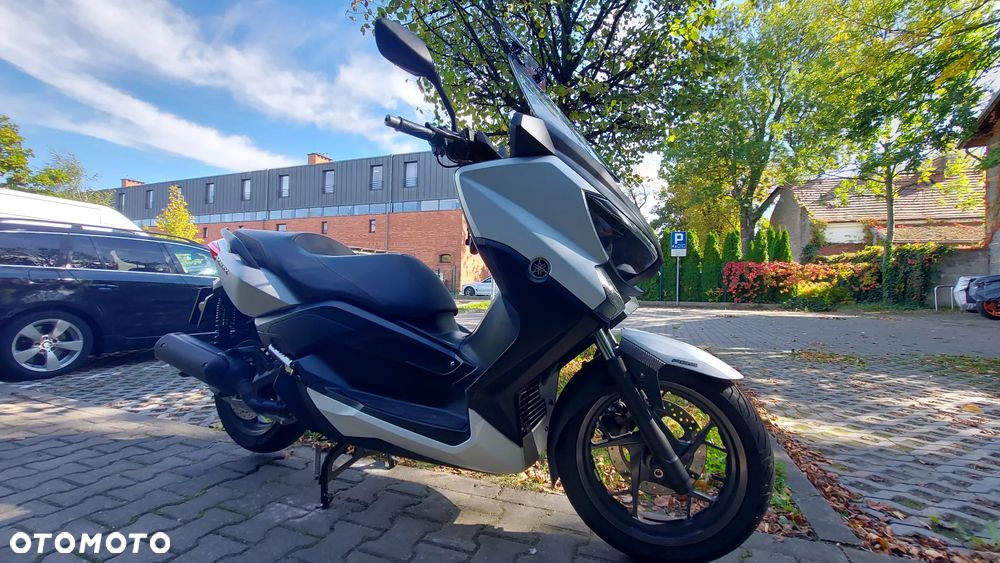 Yamaha X-max - 9