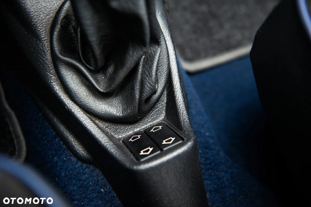 Citroën Saxo 1.1 A - 23