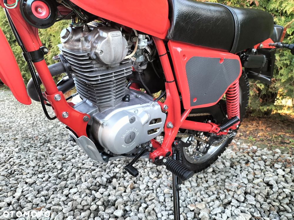 Honda XL - 9