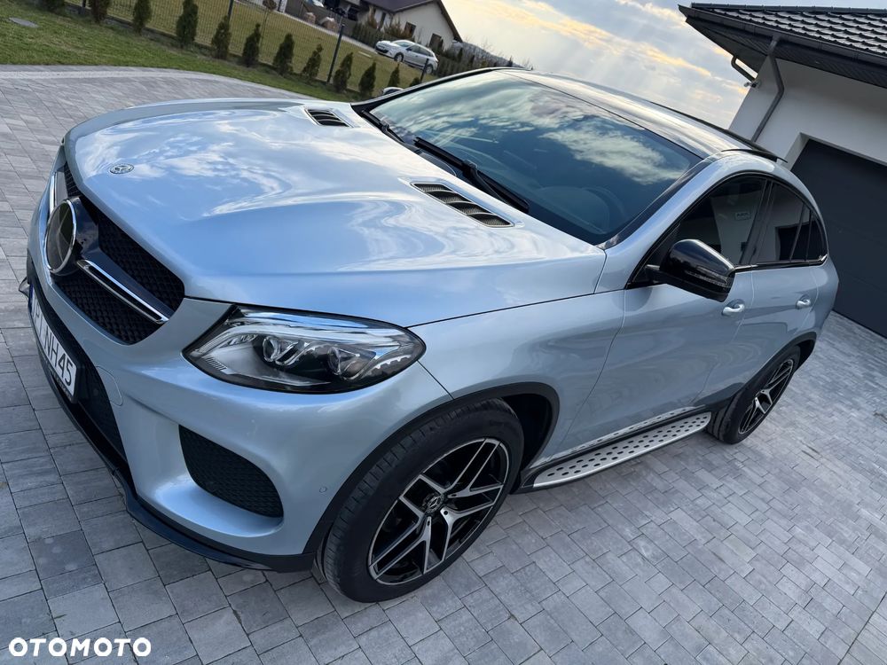 Mercedes-Benz GLE - 21