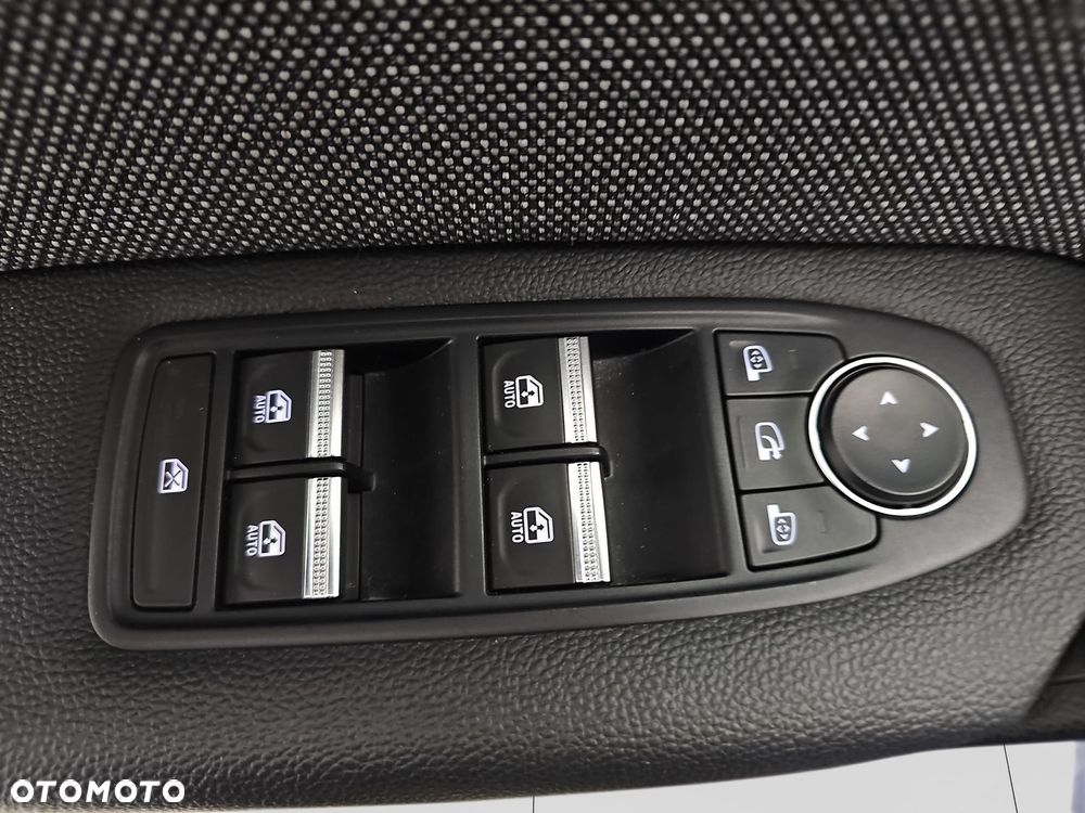 Renault Captur 1.0 TCe Techno - 13