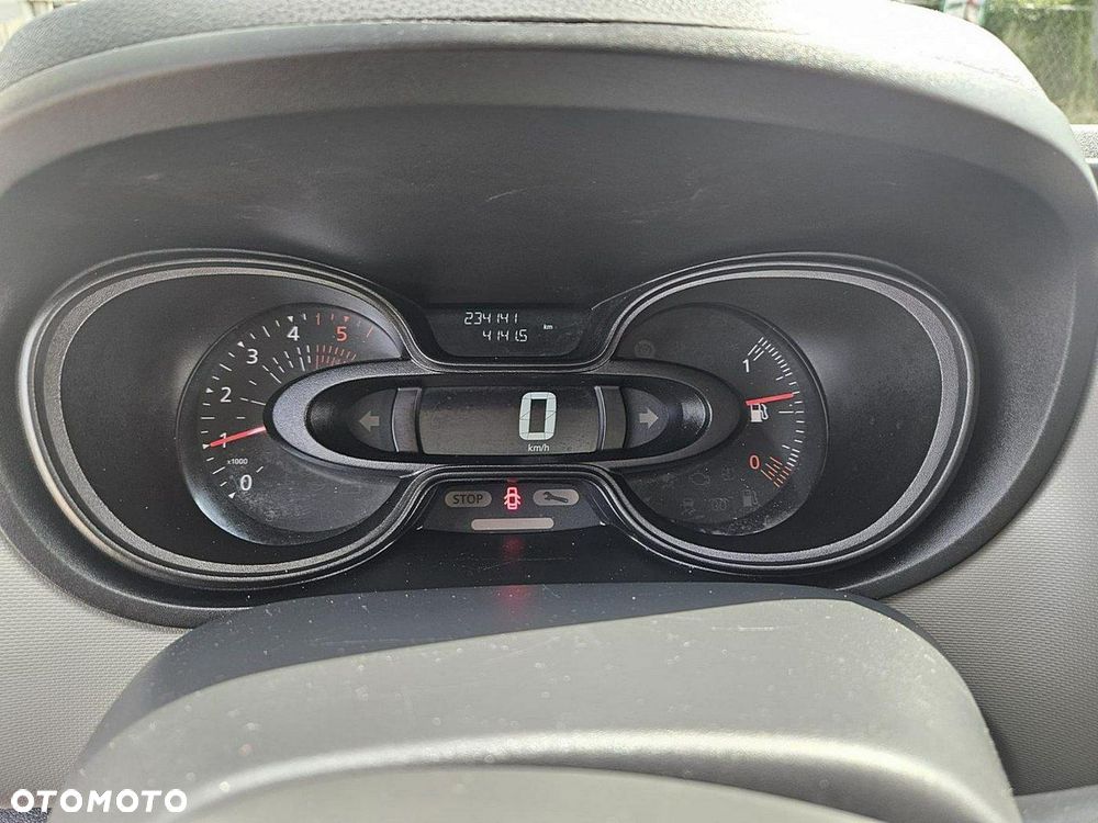 Renault Trafic - 7